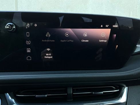 Used 2025 Buick Envista Preferred image 28