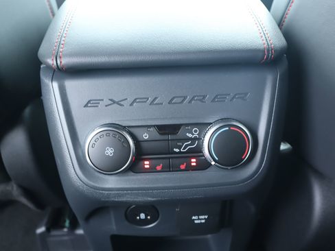 New 2026 Ford Explorer ST-Line w/ ST-Line Street Pack AWD/4WD image 17