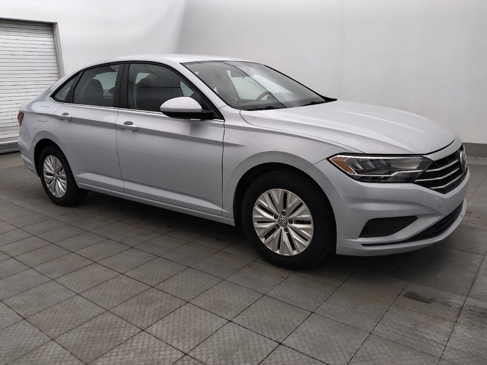 Used 2019 Volkswagen Jetta R-Line FWD image 11