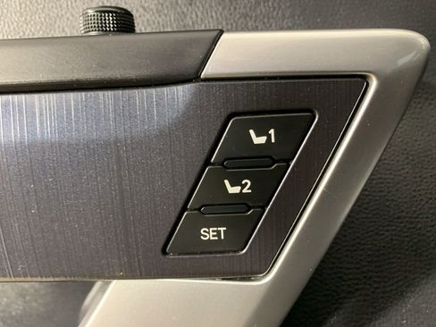 Used 2023 Toyota Sequoia Platinum AWD/4WD image 19