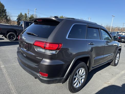Used 2021 Jeep Grand Cherokee Laredo X image 8