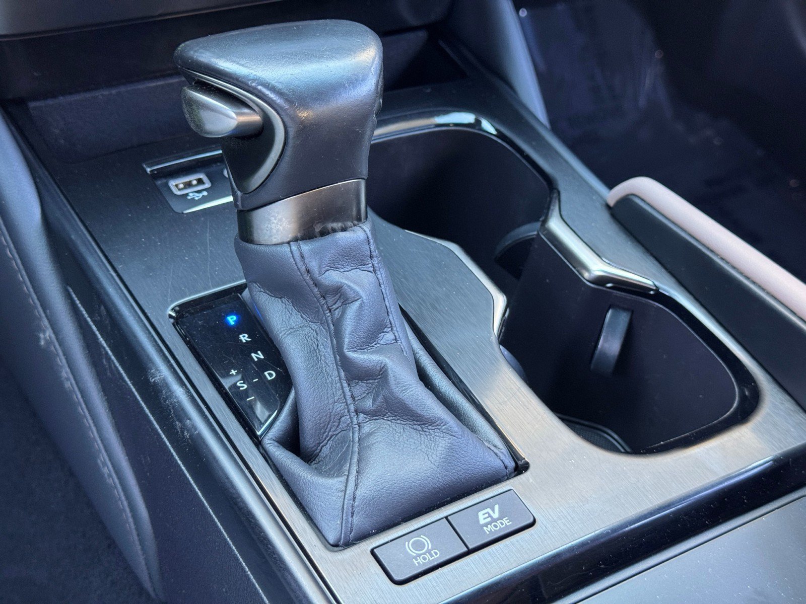 Used 2024 Lexus ES 300h w/ Premium Package FWD image 35