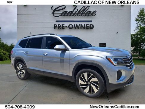 Used 2025 Volkswagen Atlas SE FWD image 1