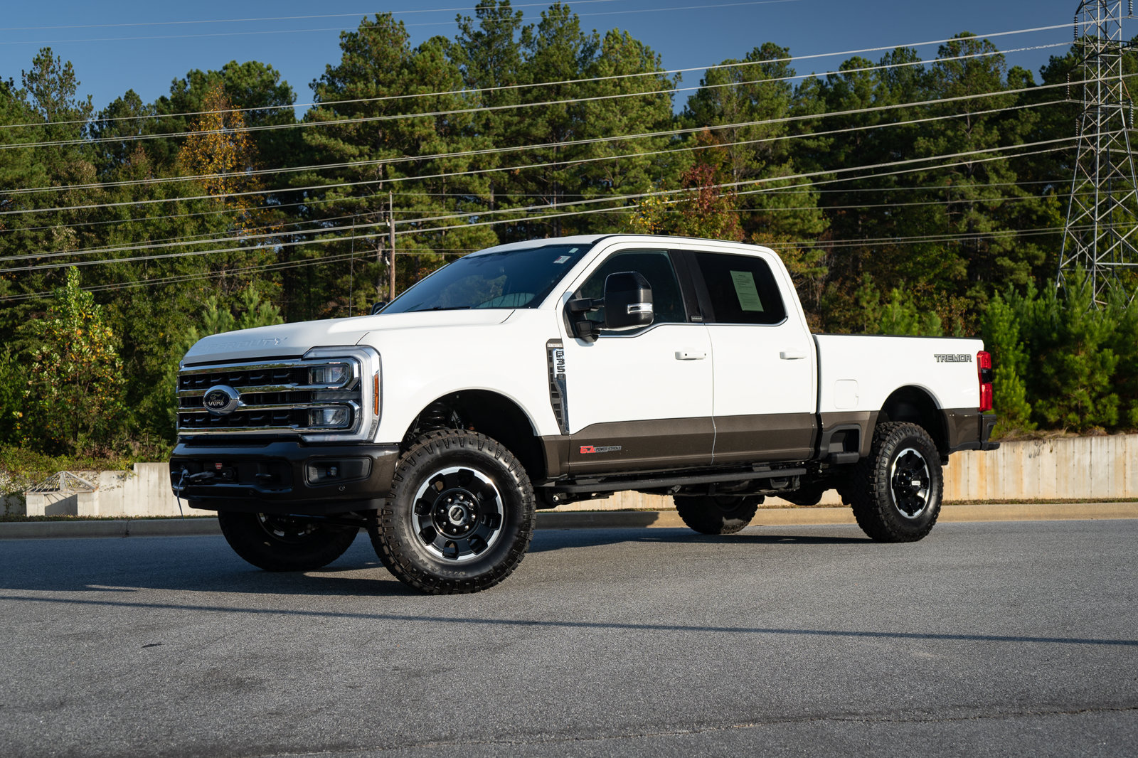 Used 2025 Ford F350 King Ranch w/ Tremor Off-Road Package AWD/4WD image 3