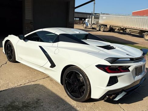 Used 2020 Chevrolet Corvette Stingray Premium Conv w/ 3LT Preferred Equipment Group RWD image 5