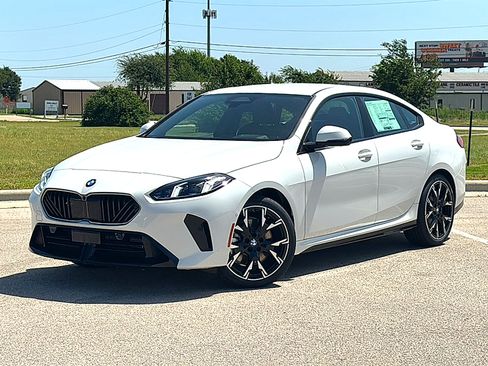 New 2026 BMW 228i xDrive w/ Technology Package AWD/4WD image 2