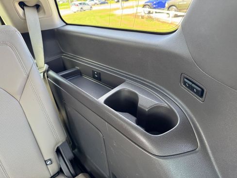 Used 2019 Ford Expedition Limited w/ Equipment Group 301A RWD image 24