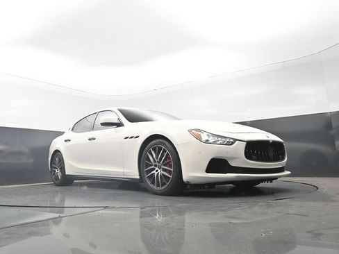 Used 2015 Maserati Ghibli S Q4 AWD/4WD image 30