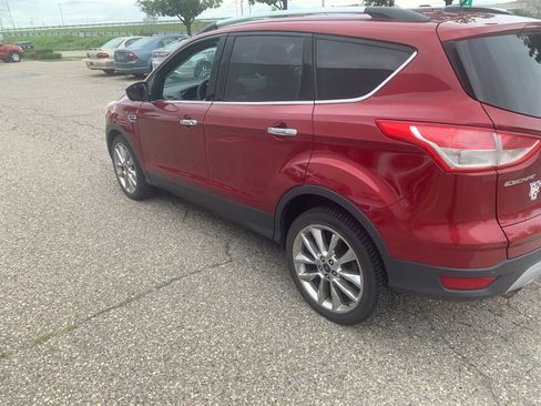 Used 2014 Ford Escape SE w/ SE Chrome Package FWD image 5