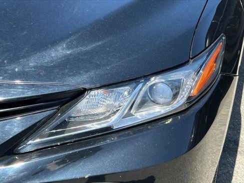 Certified 2022 Toyota Camry LE w/ Convenience Package image 11