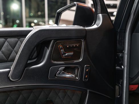 Used 2018 Mercedes-Benz G 550 Squared image 36