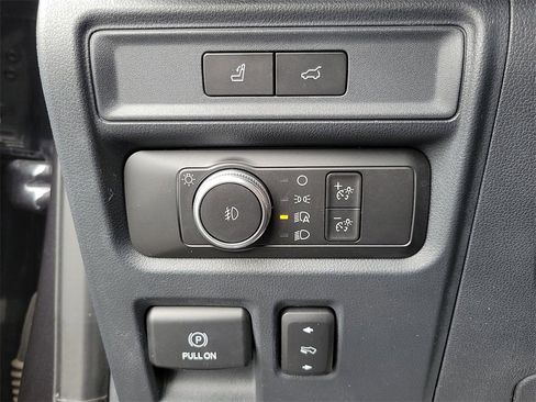 Used 2022 Ford Expedition Max Limited image 15