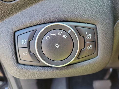 Used 2019 Ford Escape SE AWD/4WD image 20