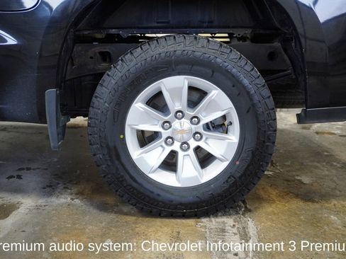 Used 2025 Chevrolet Silverado 1500 LT image 6