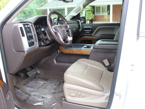 Used 2017 GMC Sierra 1500 SLT image 7