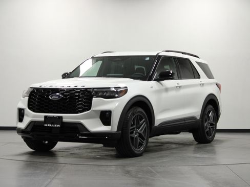 New 2026 Ford Explorer ST-Line w/ ST-Line Street Pack image 8