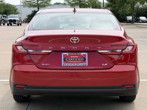 Certified 2025 Toyota Camry LE image 5