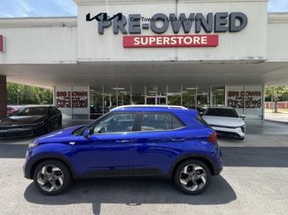 Used 2023 Hyundai Venue SEL image 1
