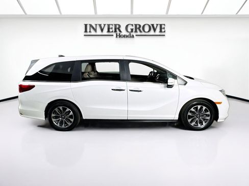 Used 2024 Honda Odyssey EX-L image 4