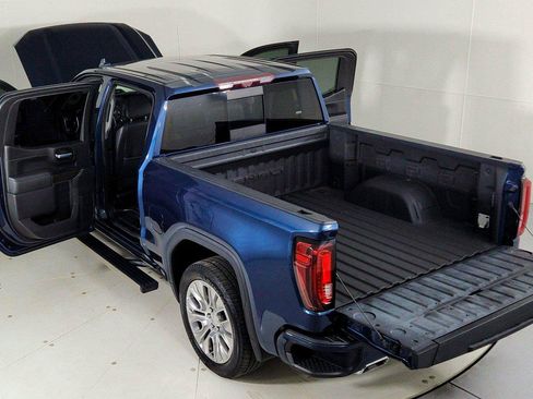 Used 2021 GMC Sierra 1500 Denali w/ Denali Ultimate Package AWD/4WD image 26