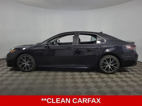 Used 2023 Toyota Camry SE FWD image 5