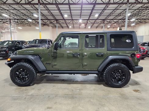 Used 2021 Jeep Wrangler Unlimited Sport AWD/4WD image 7