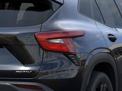 New 2026 Chevrolet Trax ACTIV w/ Driver Confidence Package FWD image 11