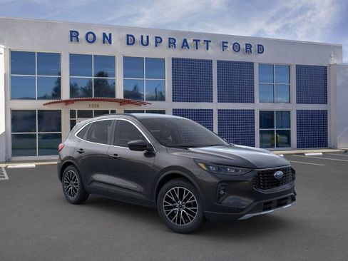 Used 2024 Ford Escape SE w/ PHEV Premium Package image 8