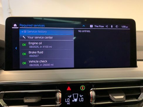 Used 2025 BMW X4 xDrive30i w/ Premium Package AWD/4WD image 35