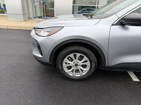 Certified 2023 Ford Escape Active AWD/4WD image 10