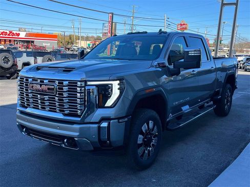 New 2026 GMC Sierra 2500 Denali w/ Denali Reserve Package image 7