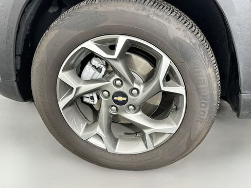 New 2025 Chevrolet Trax LT w/ Driver Confidence Package FWD image 30