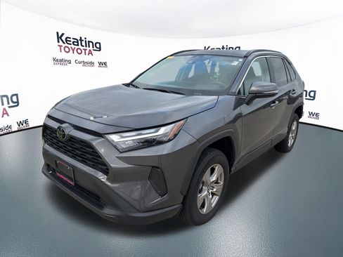 Used 2025 Toyota RAV4 XLE image 3