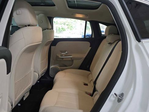 Certified 2023 Mercedes-Benz GLA 250 4MATIC image 16