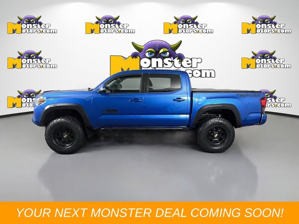 Used 2018 Toyota Tacoma TRD Sport AWD/4WD image 8