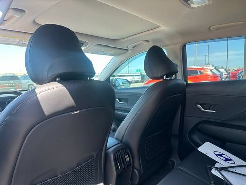 Certified 2024 Hyundai Kona Limited FWD image 9