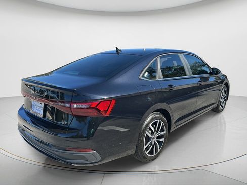 New 2026 Volkswagen Jetta SE image 13