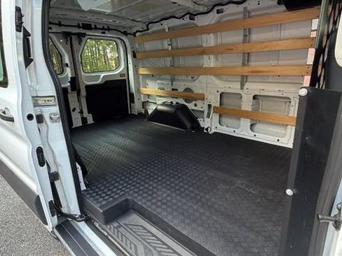 Certified 2025 Ford Transit 250 Low Roof w/ Exterior Upgrade Package RWD image 15