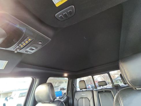 Used 2022 Ford F450 Platinum w/ FX4 Off-Road Package image 16