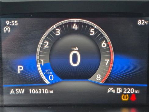 Used 2022 Volkswagen Tiguan SE image 11