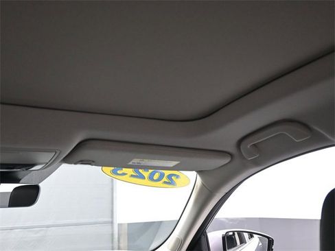 Used 2023 Acura MDX SH-AWD image 27