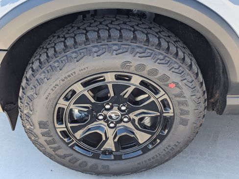 New 2025 Ford Bronco Sport Outer Banks w/ Sasquatch Outer Banks Package image 7