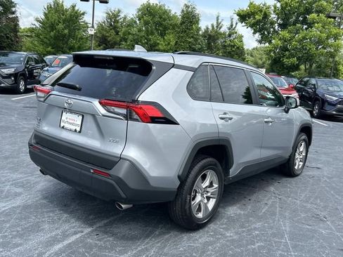 Used 2025 Toyota RAV4 XLE FWD image 4