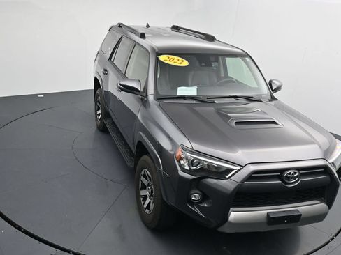 Used 2022 Toyota 4Runner TRD Off-Road Premium AWD/4WD image 24