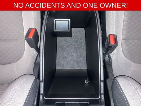 Used 2022 Ford Escape SE w/ SE Sport Appearance Package image 11