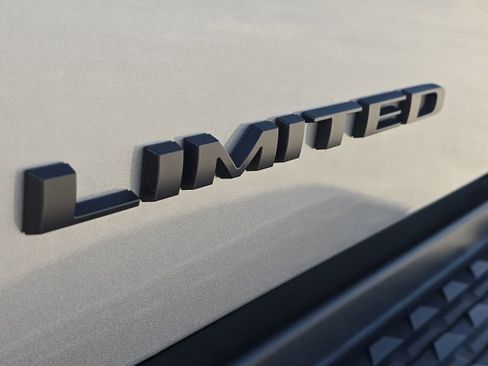 Used 2023 RAM 3500 Limited image 12