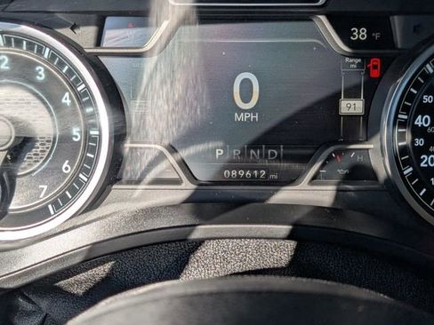 Used 2020 RAM 1500 Laramie AWD/4WD image 16
