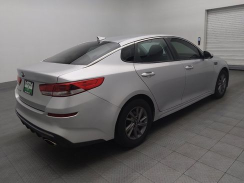 Used 2020 Kia Optima LX image 10