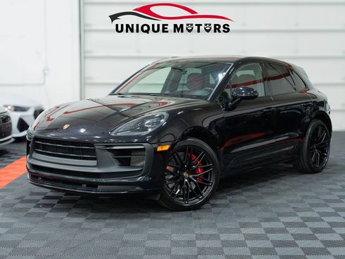 Used 2022 Porsche Macan GTS AWD/4WD image 1