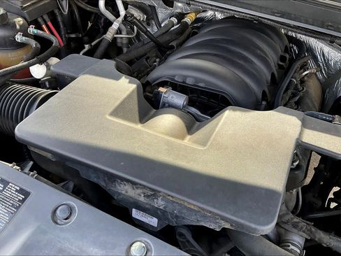 Used 2015 Chevrolet Suburban LT w/ Luxury Package image 31